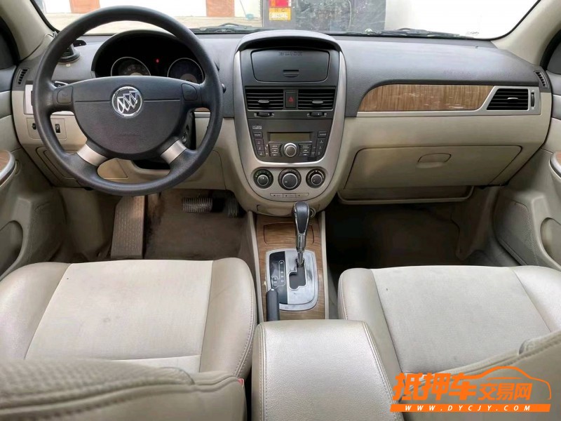 徐州16年别克凯越6