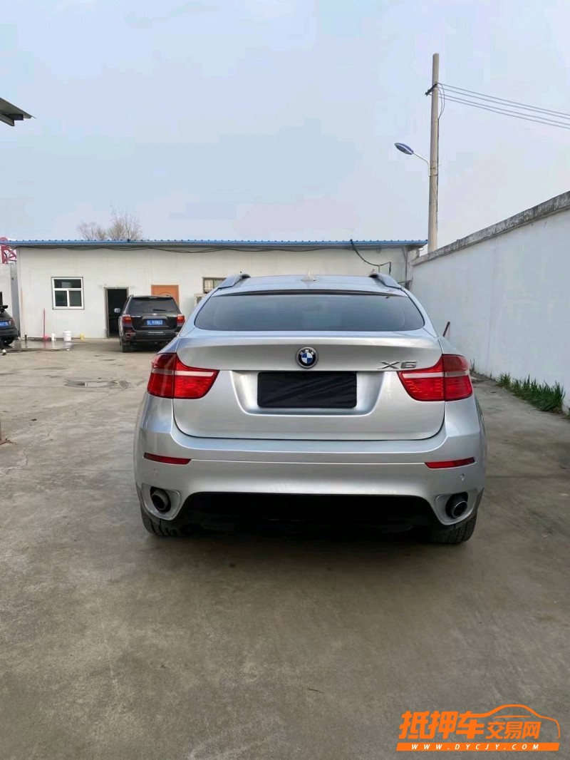 徐州09年宝马X69