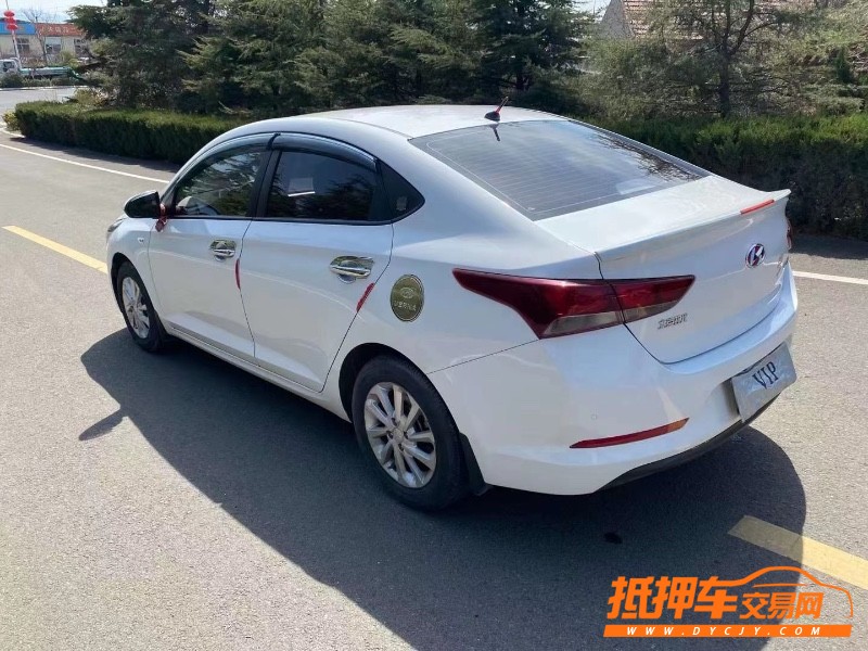 青岛19年现代悦纳6