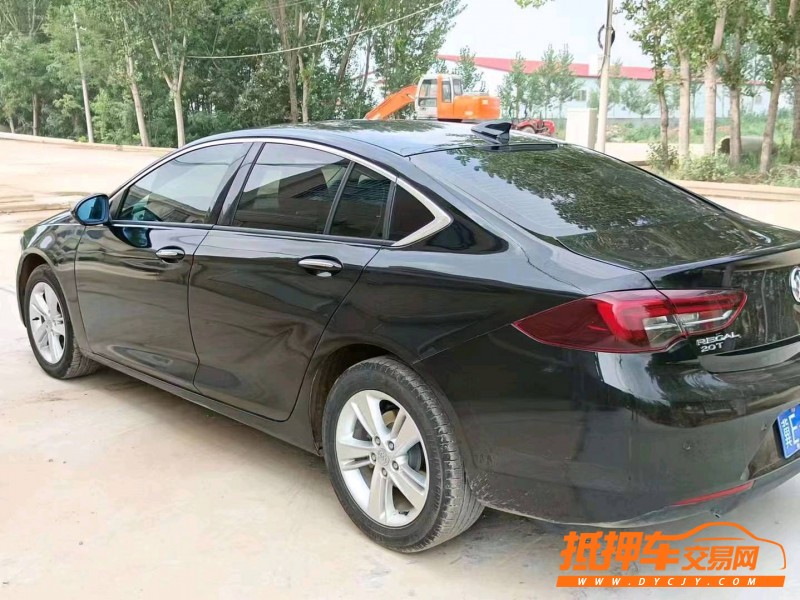 东营19年别克君威4