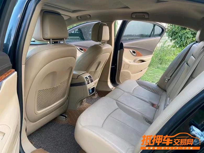 徐州12年别克君越3