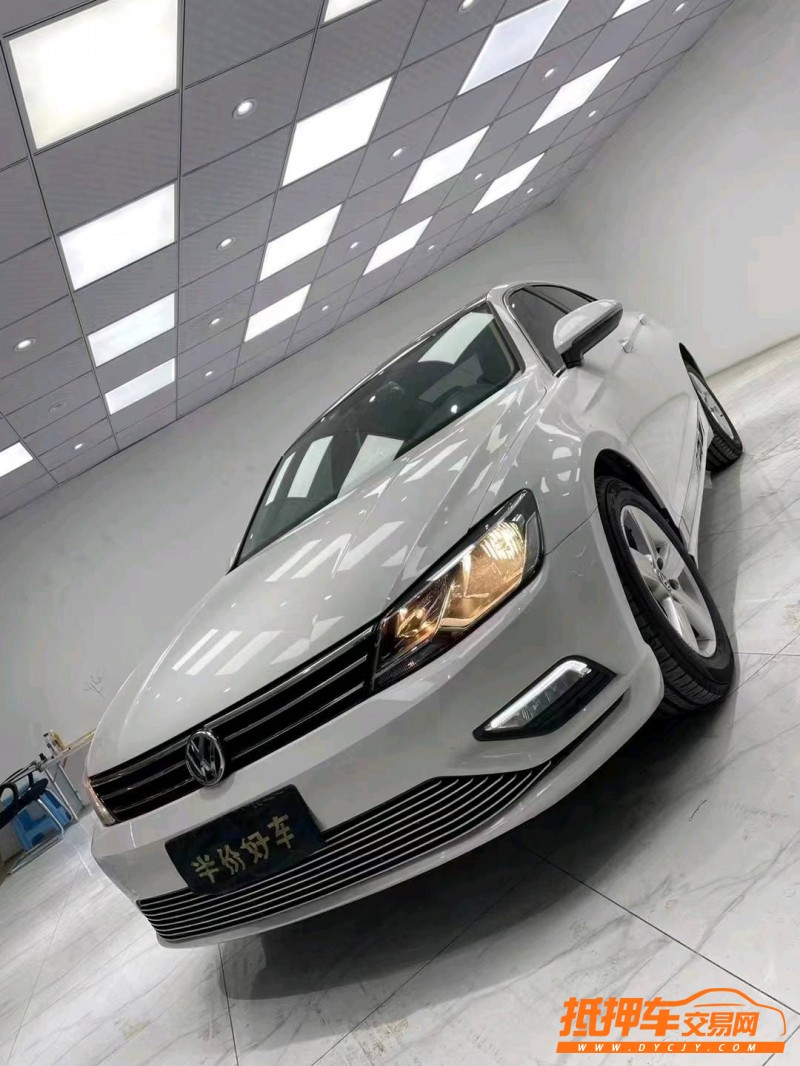 成都17年大众凌渡2