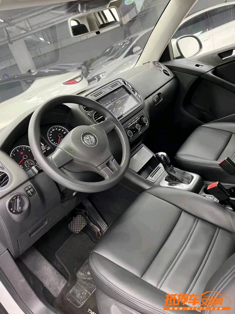 成都16年大众途观6