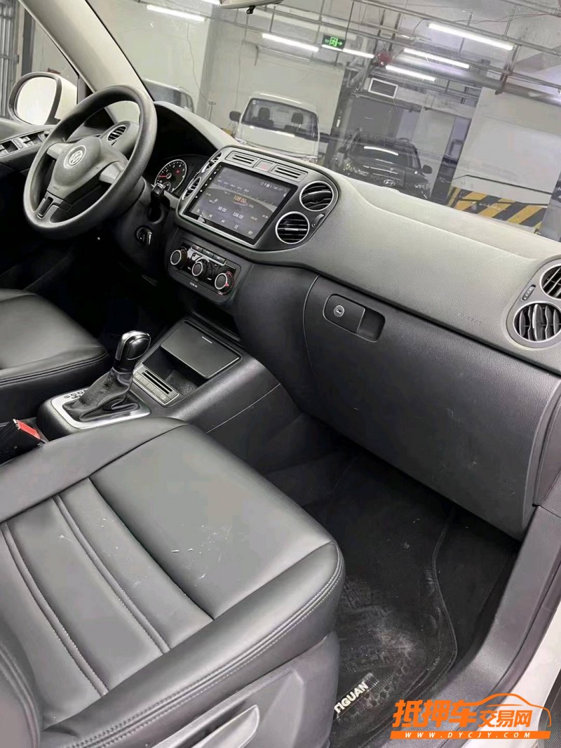 成都16年大众途观8