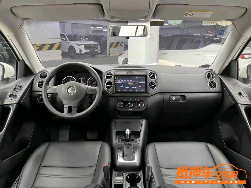 成都16年大众途观9