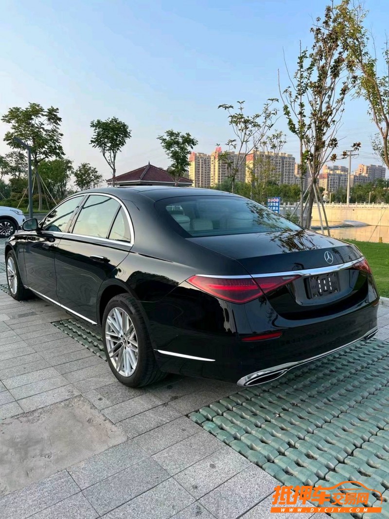 徐州22年奔驰S8