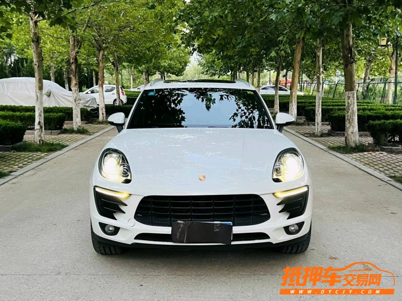 聊城15年保時捷Macan9