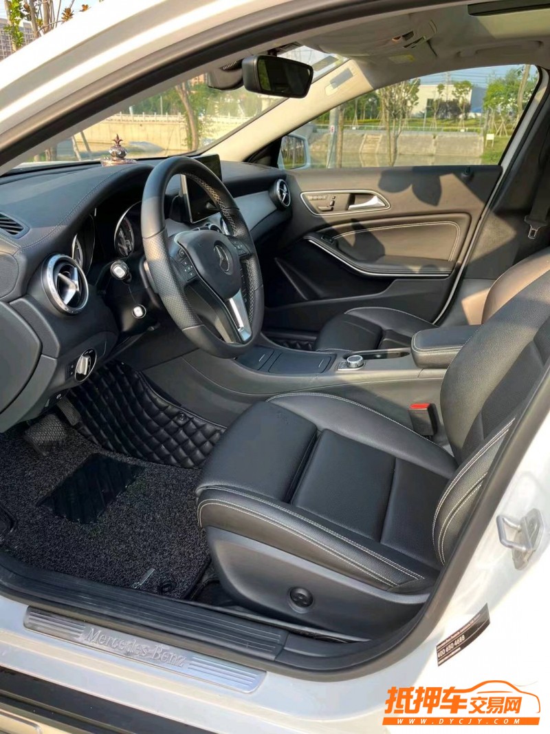 徐州16年奔驰GLA7