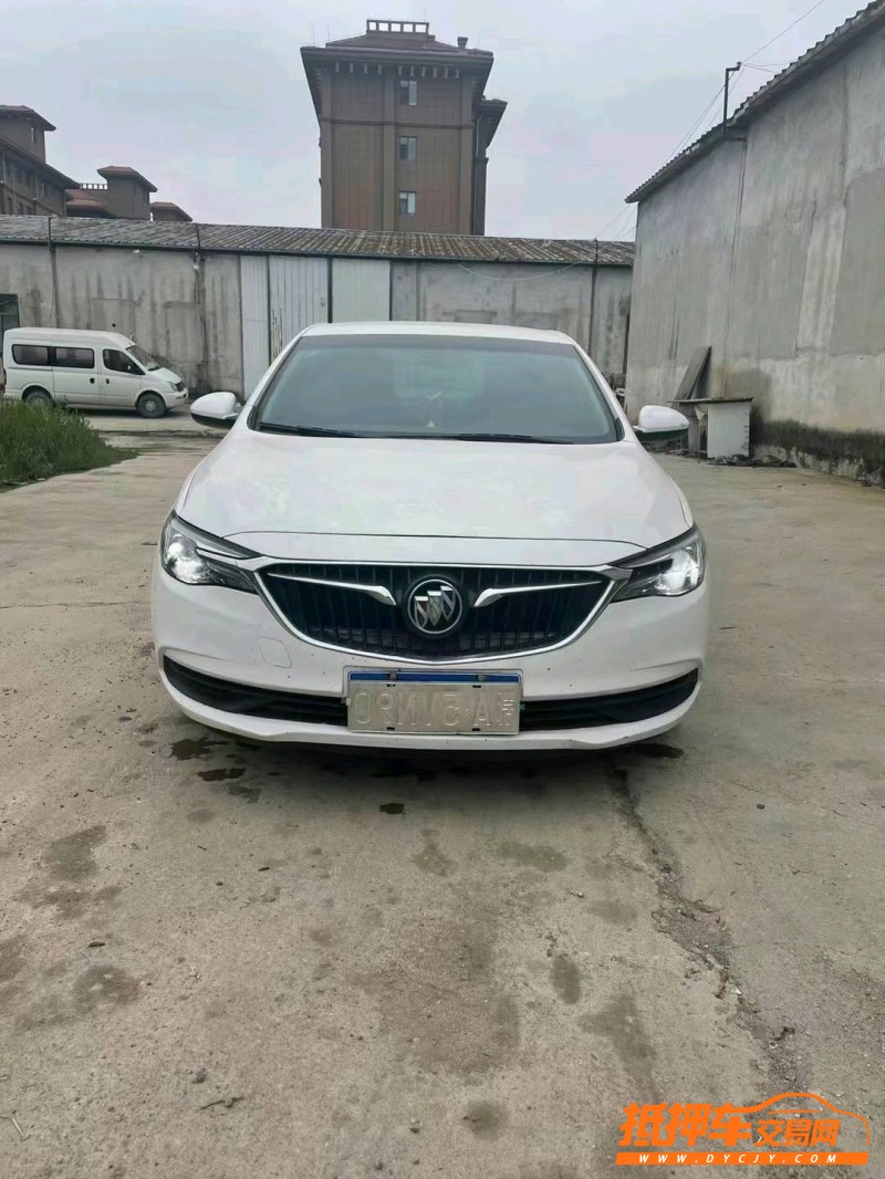 枣庄18年别克英朗1