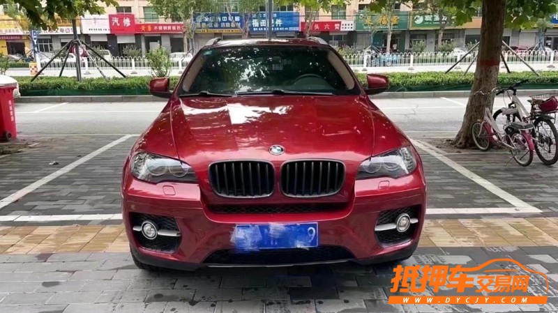保定12年宝马X61