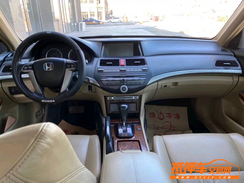 徐州11年本田雅阁6