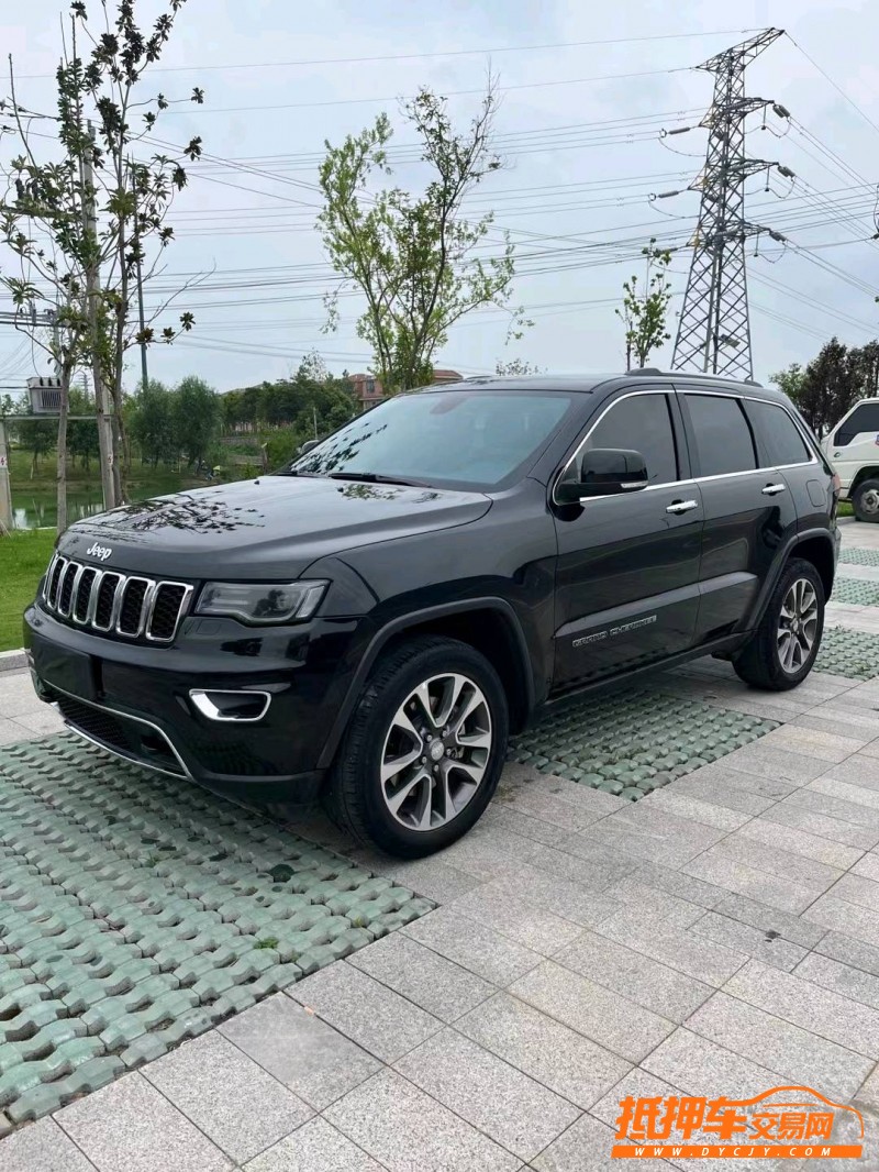 徐州19年Jeep大切诺基3