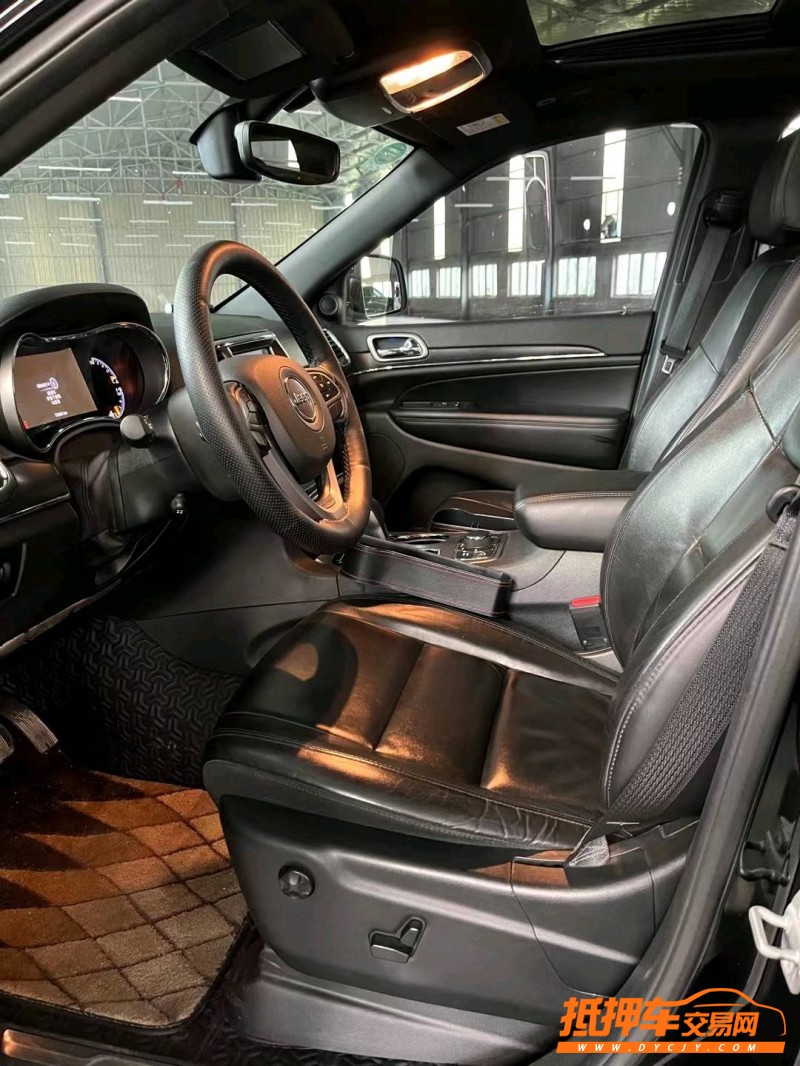 徐州19年Jeep大切诺基7