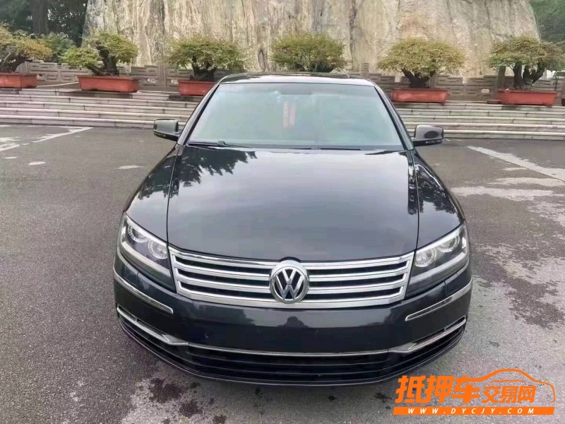 潍坊13年大众辉腾1