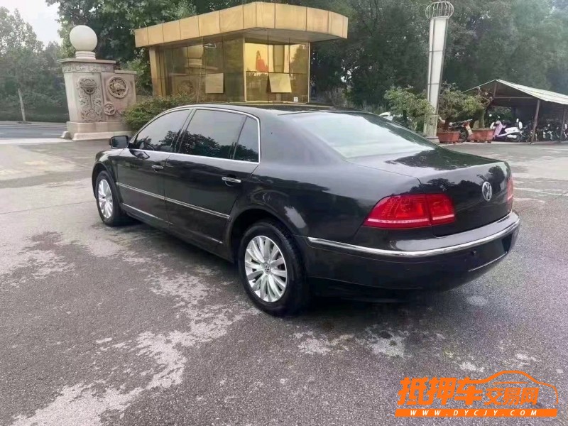 潍坊13年大众辉腾9