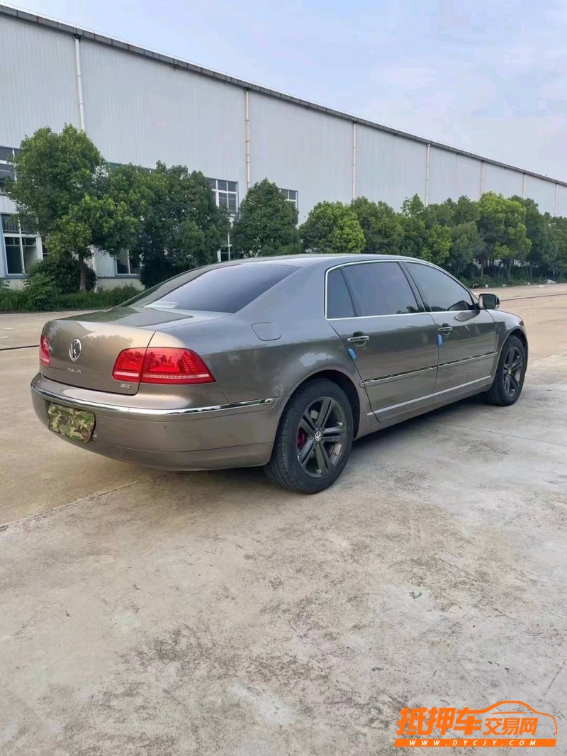 徐州11年大众辉腾8