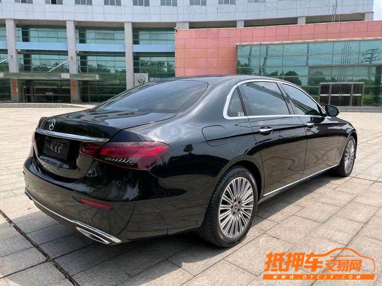 盐城21年奔驰E8