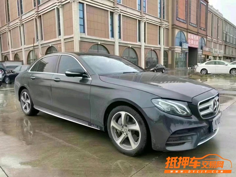 成都18年奔驰E5