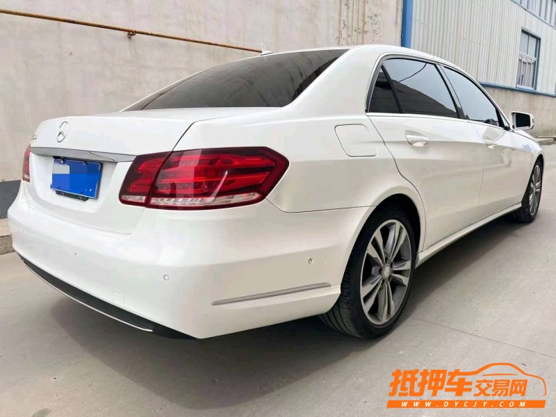 邢台15年奔驰E8