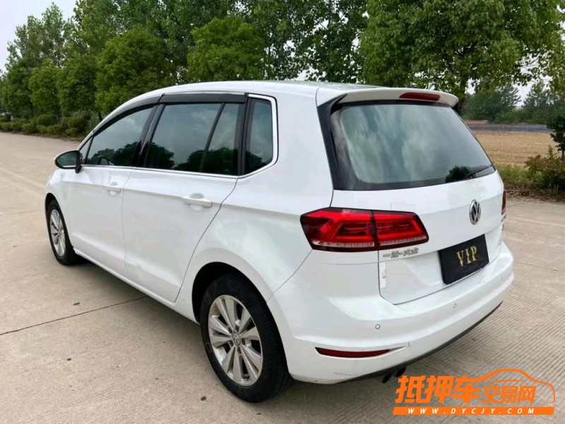 盐城16年大众高尔夫·嘉旅4
