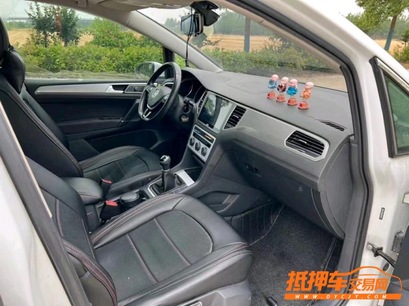 盐城16年大众高尔夫·嘉旅9