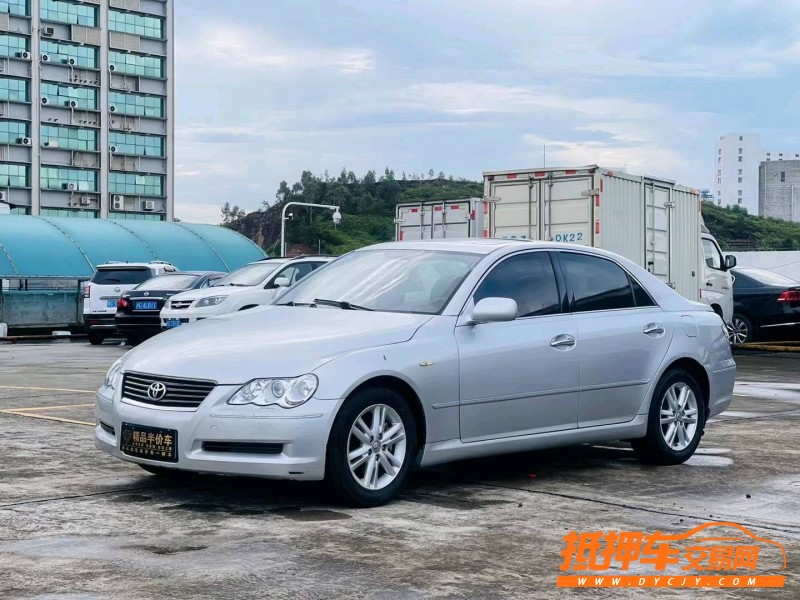 东莞05年丰田锐志2