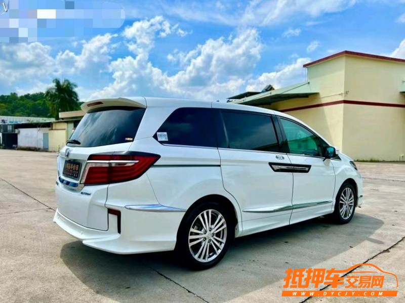 东莞17年本田艾力绅3