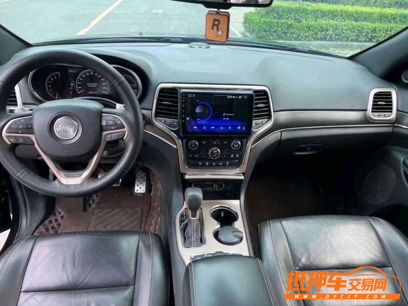 枣庄17年Jeep大切诺基5
