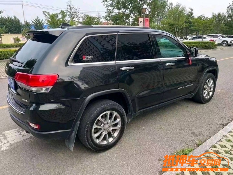 枣庄17年Jeep大切诺基6