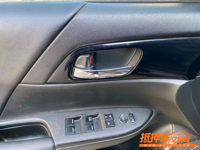 沈阳16年本田雅阁6