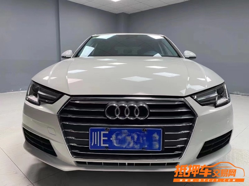 成都17年奧迪A4L4