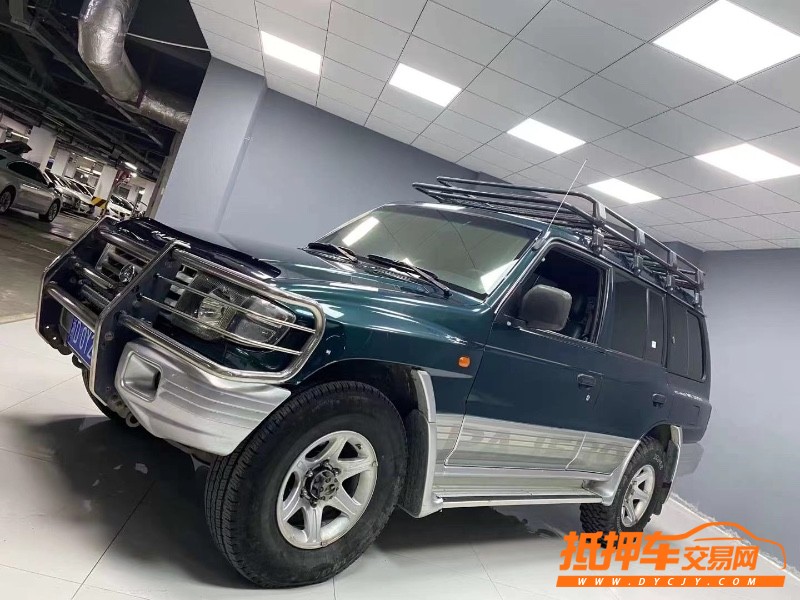 成都13年獵豹汽車黑金剛6
