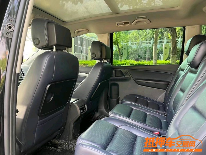 北京19年大众夏朗1