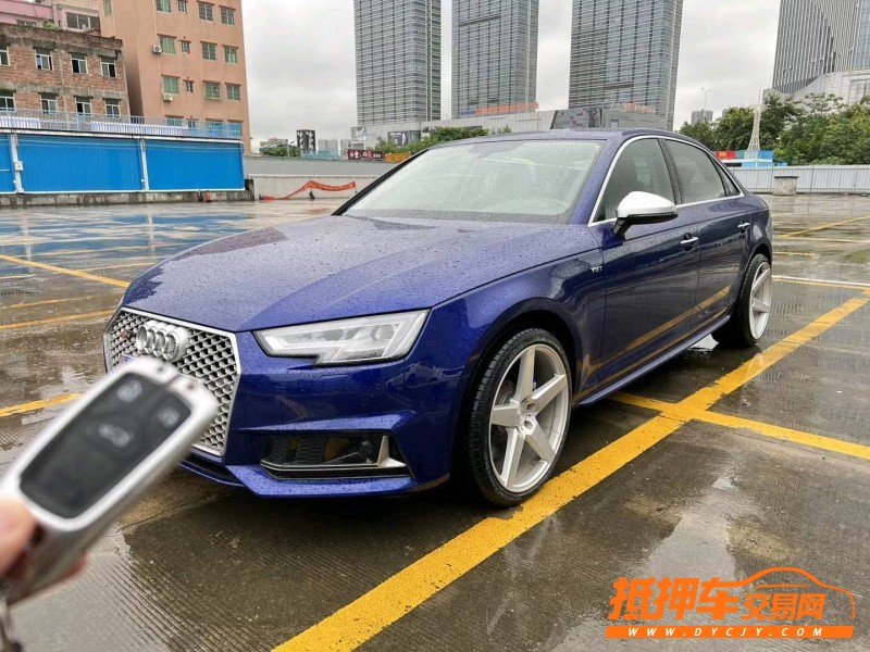 廣州17年奧迪A4L7