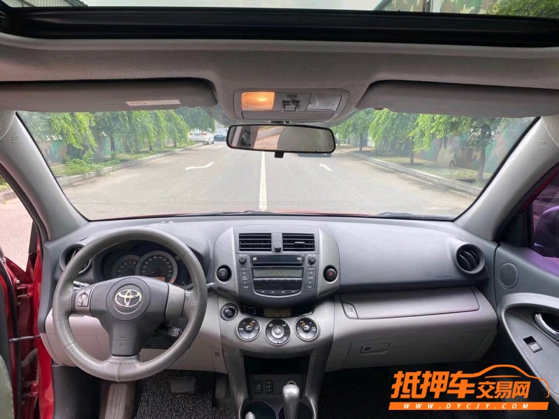 沈阳10年丰田RAV48