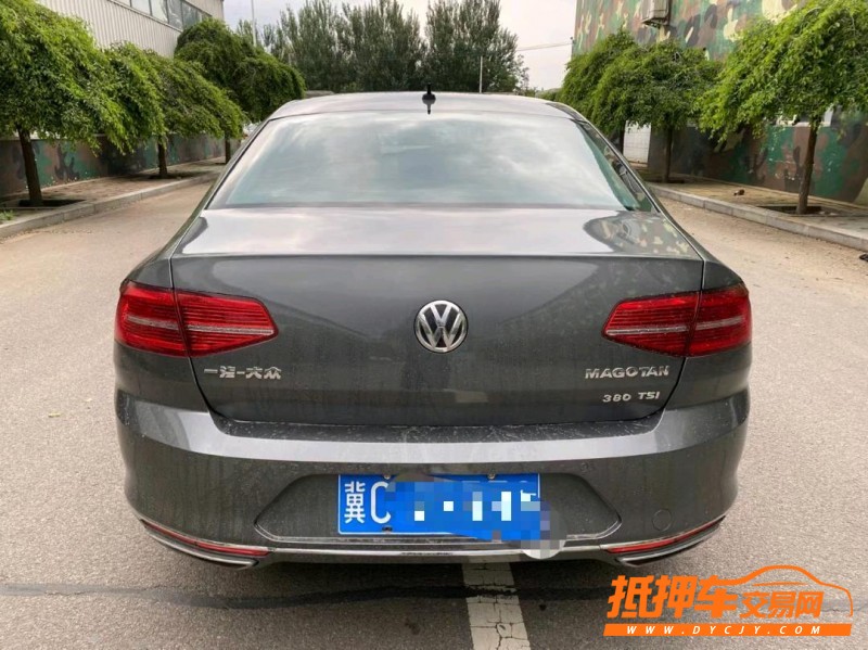 沈阳17年大众迈腾8