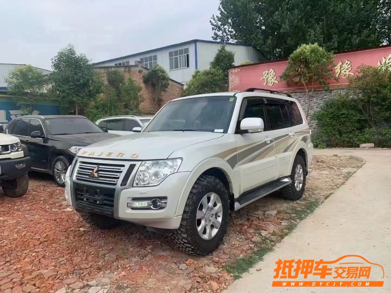 潍坊19年三菱帕杰罗4