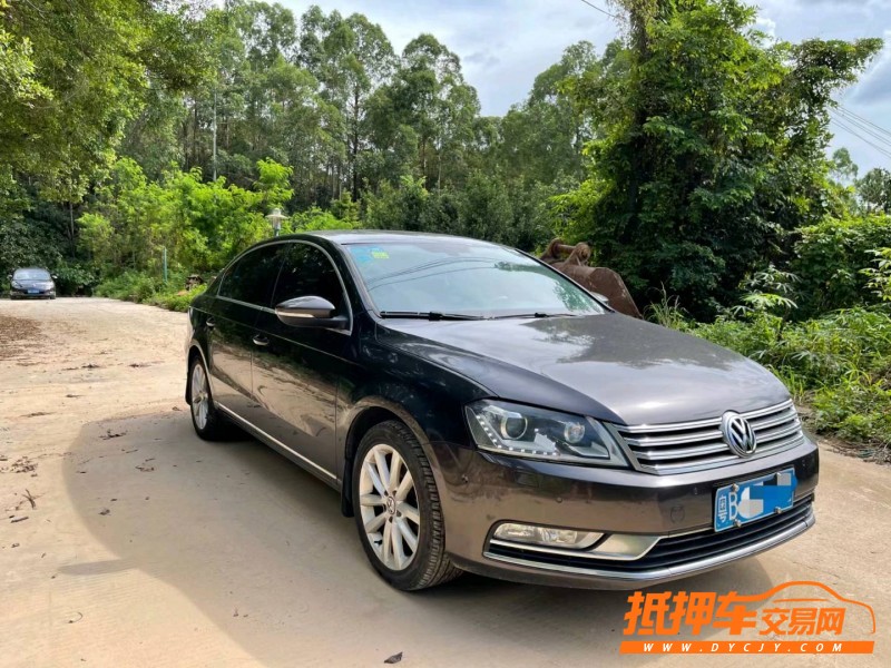 广州13年大众迈腾2