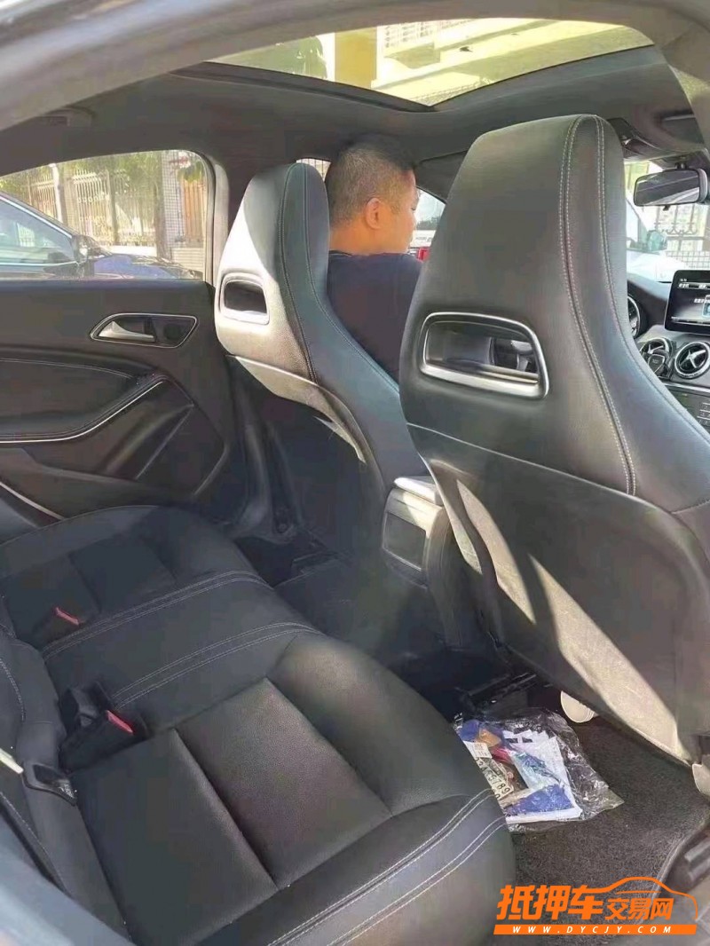 汕头18年奔驰CLA7