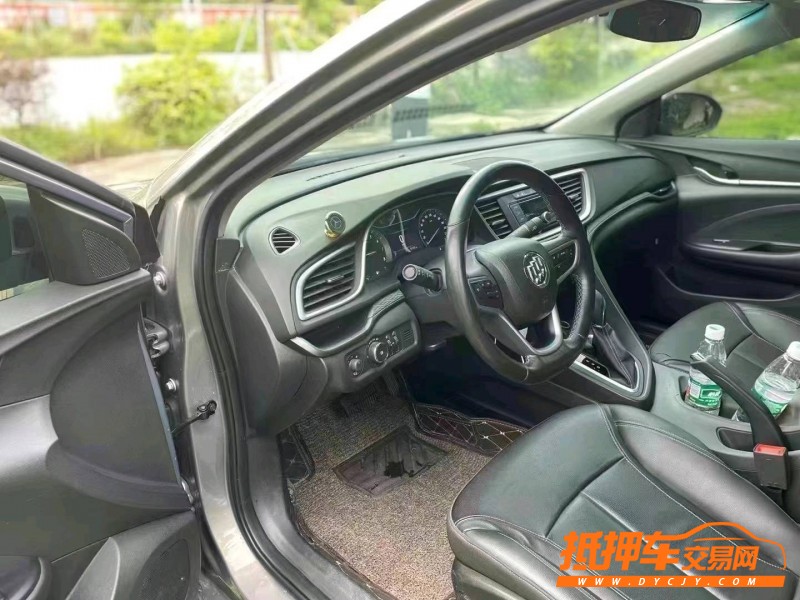 汕头18年别克阅朗7