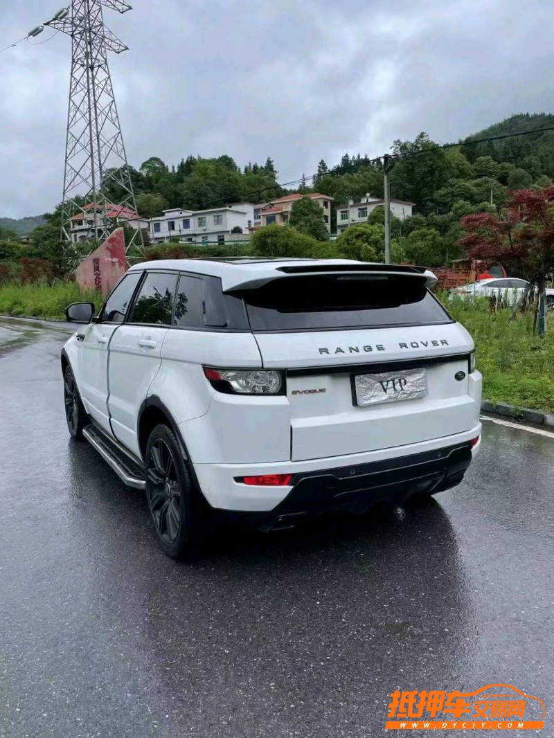 宜春14年路虎极光8