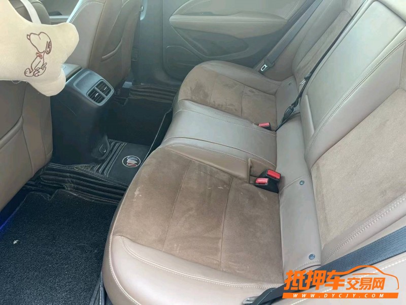 东莞19年别克君威5