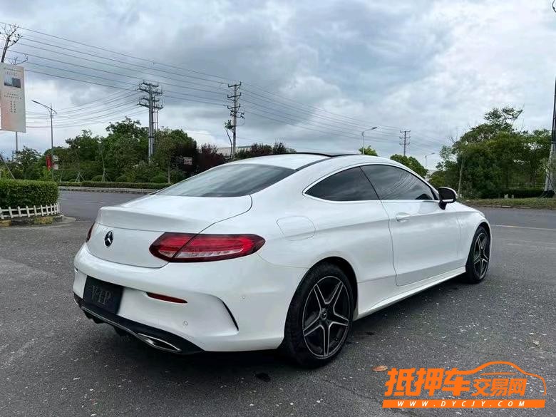 盐城19年奔驰C8
