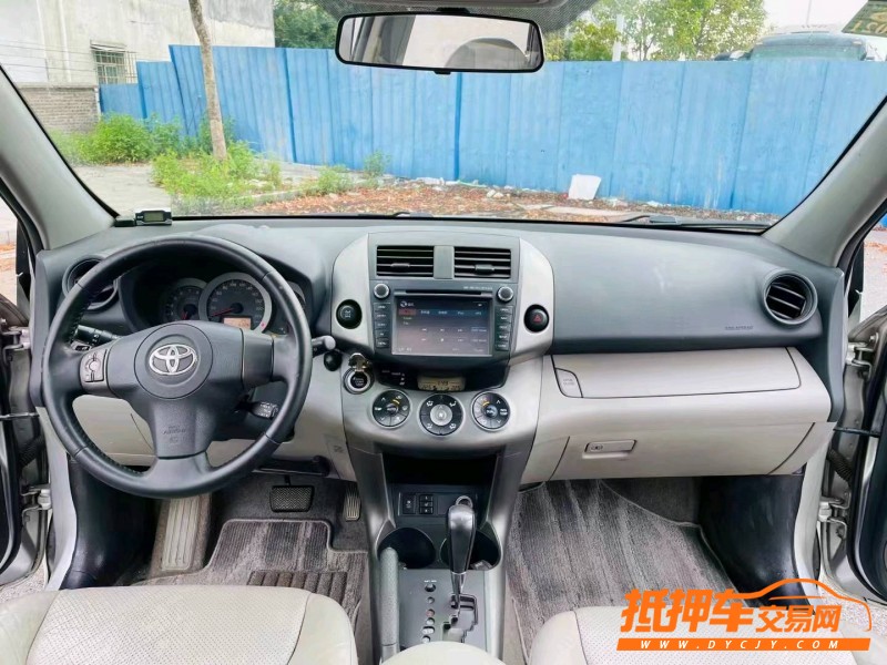 广州10年丰田RAV46