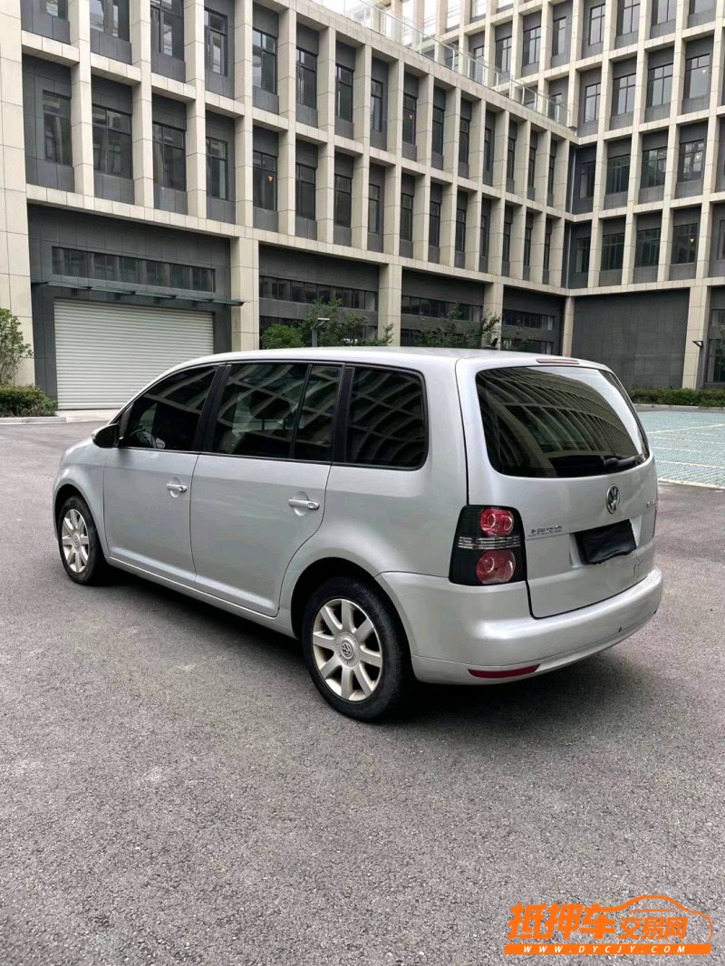 徐州17年大众途安8