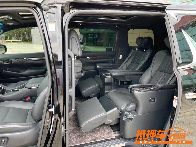 盐城21年雷克萨斯LM300H5