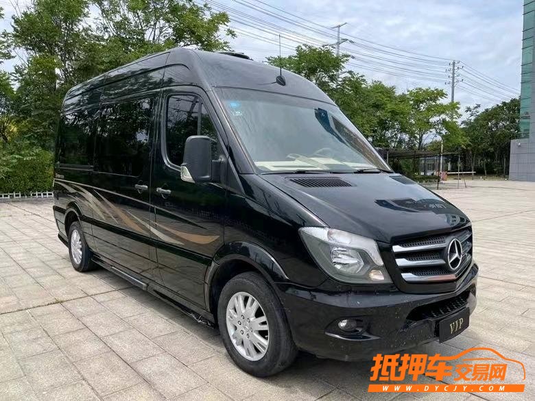 盐城17年奔驰斯宾特8