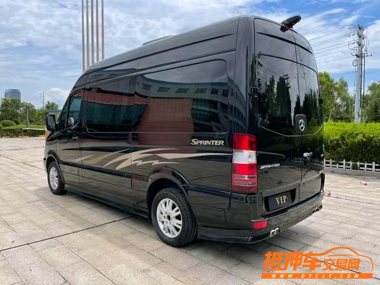 盐城17年奔驰斯宾特2