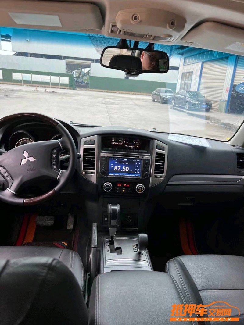 徐州17年三菱帕杰罗5