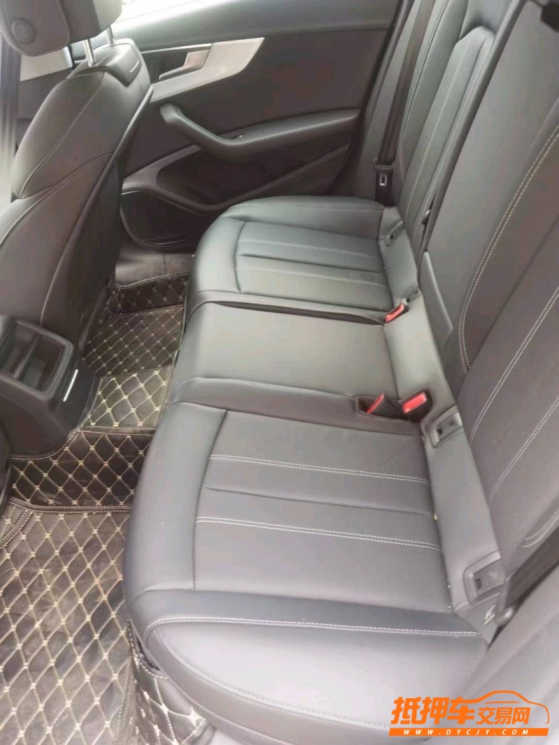 潍坊22年奥迪A4L9